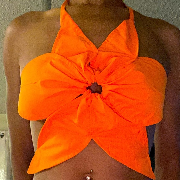 Flower Top halter top - Picture 1 of 6